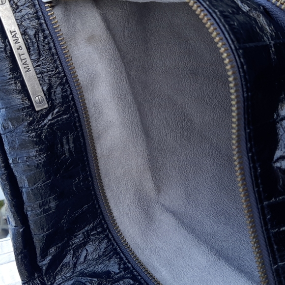 Matt & Nat bag in shiny black - Picture 6 of 6